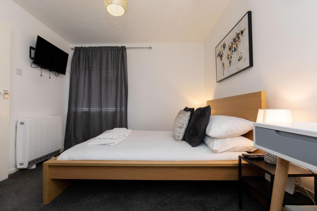 1 Bed Holiday Apartment,Pets Are Welcome Уэймут Экстерьер фото